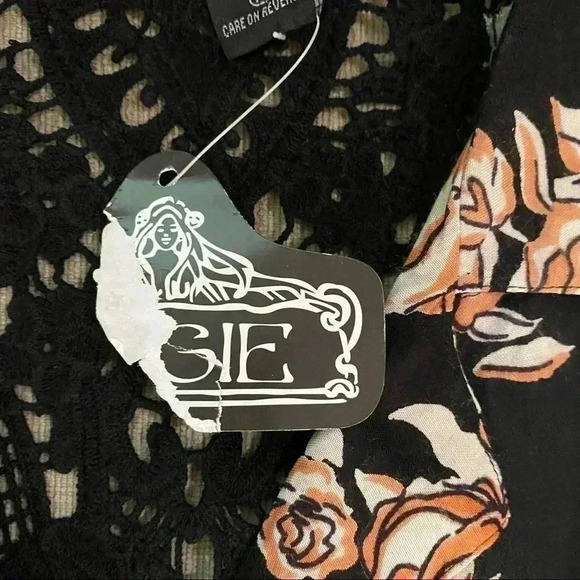 Angie Floral Print Button Down Mini Dress Size Medium NWT - Picture 5 of 10